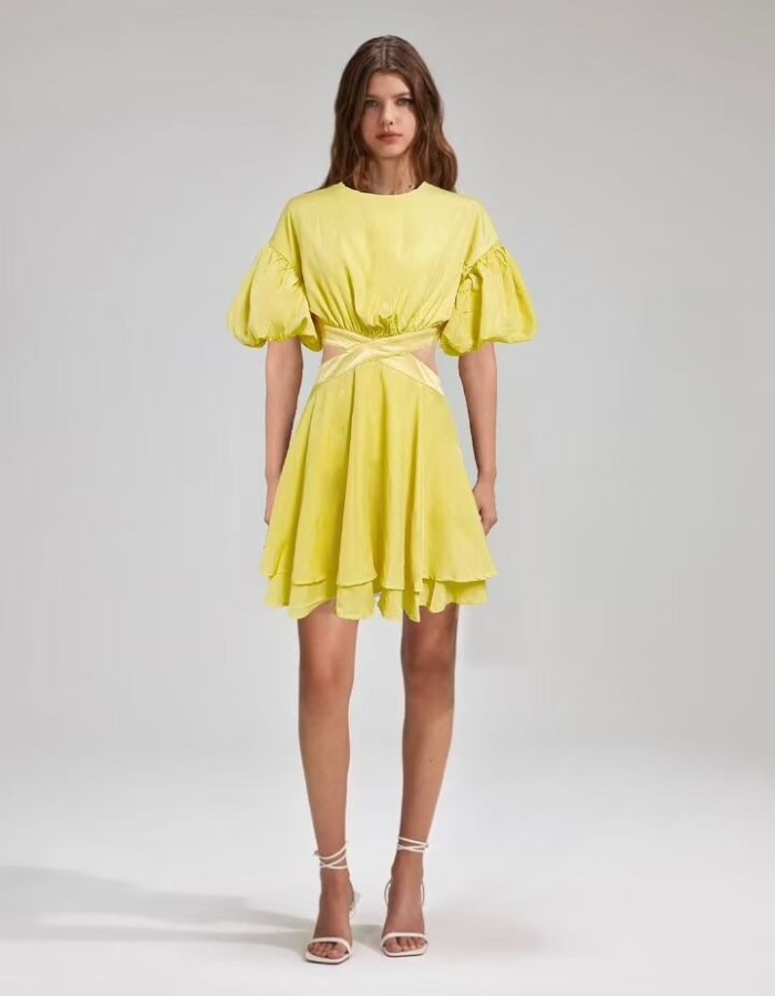 Spring yellow vacation T-back fresh puff sleeve dress