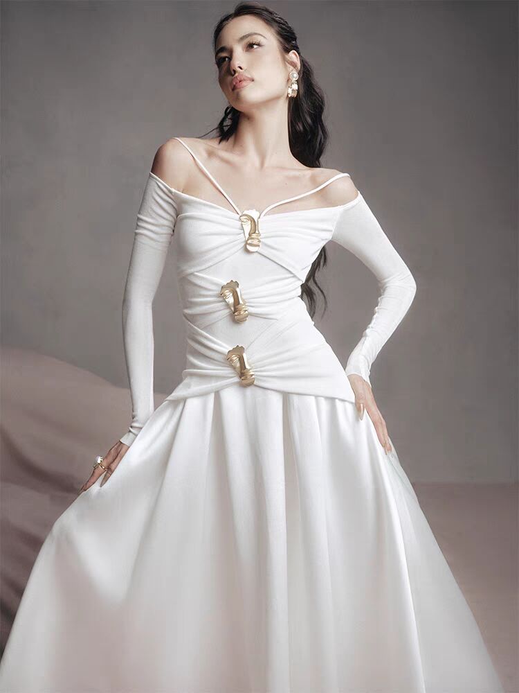 Horizontal collar accessories fold formal dress