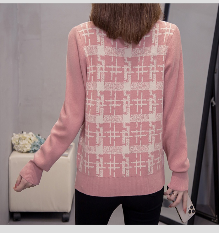 Loose sweater bottoming shirt for women