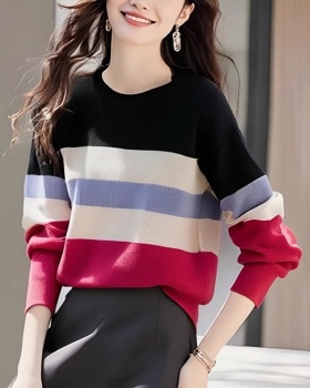 Autumn and winter sweater stripe tops for women