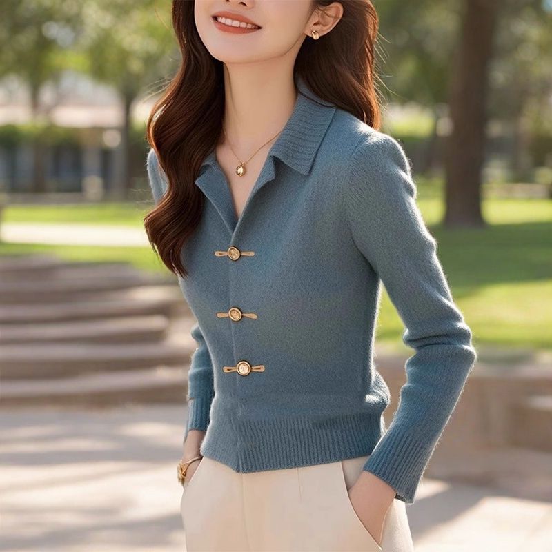 Retro autumn and winter cardigan fashion knitted tops for women