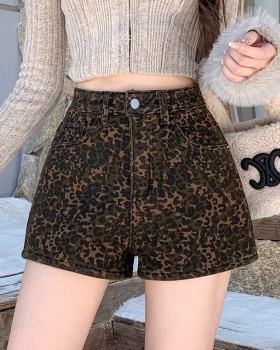 Plus velvet Korean style thick shorts for women