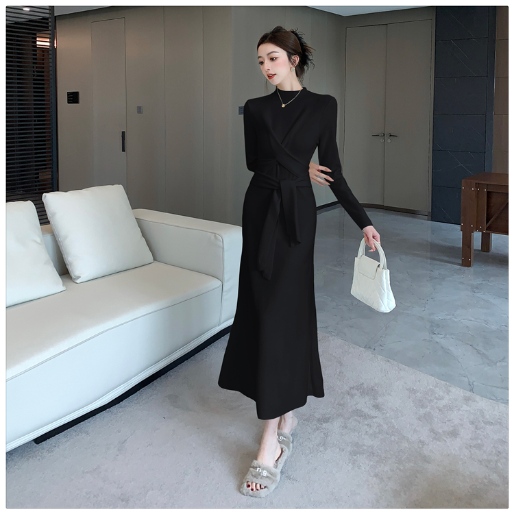 Half high collar dress sweater for women