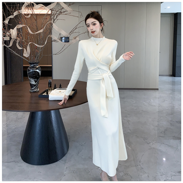 Half high collar dress sweater for women