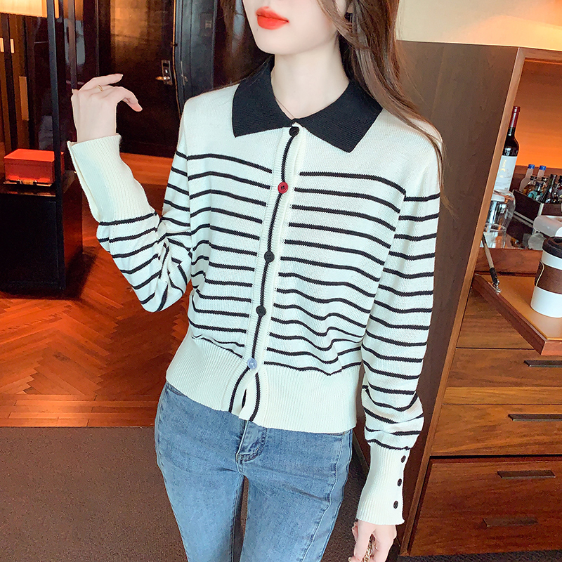 Black-white splice knitted cardigan stripe winter retro sweater