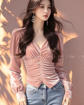 Unique V-neck small tops pink light luxury velvet shirt for women