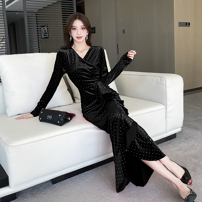 Autumn fashion dress golden velvet long dress