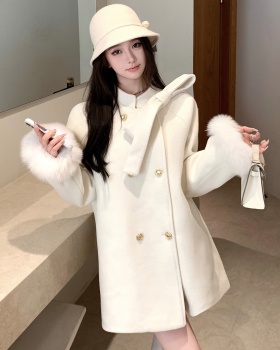 White chanelstyle loose overcoat long bow woolen coat