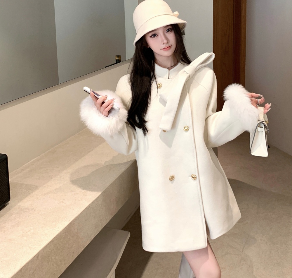 White chanelstyle loose overcoat long bow woolen coat