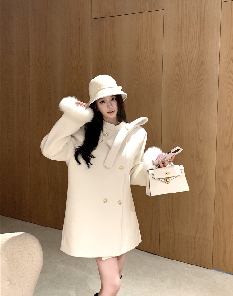 White chanelstyle loose overcoat long bow woolen coat