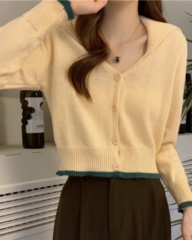 Autumn and winter short tops pure sweater for women