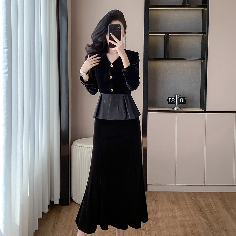 Velvet slim chanelstyle France style skirt 2pcs set