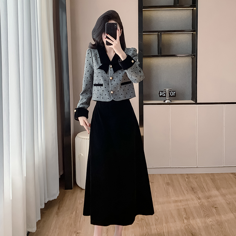 Lady long autumn tops show young velvet skirt 2pcs set