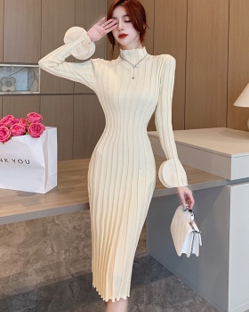 Bottoming slim dress petal sleeve sweater dress