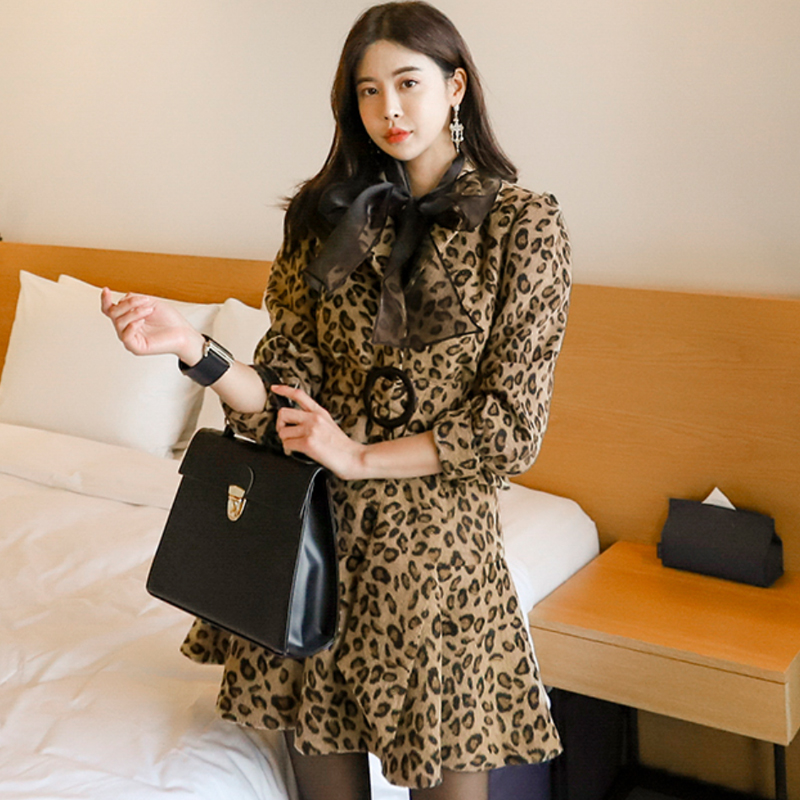 Lotus leaf edges leopard coat slim Korean style dress