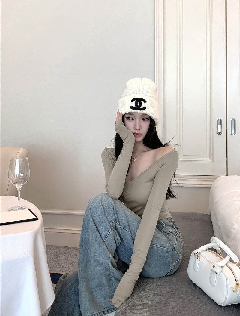 Long sleeve T-shirt V-neck bottoming shirt for women