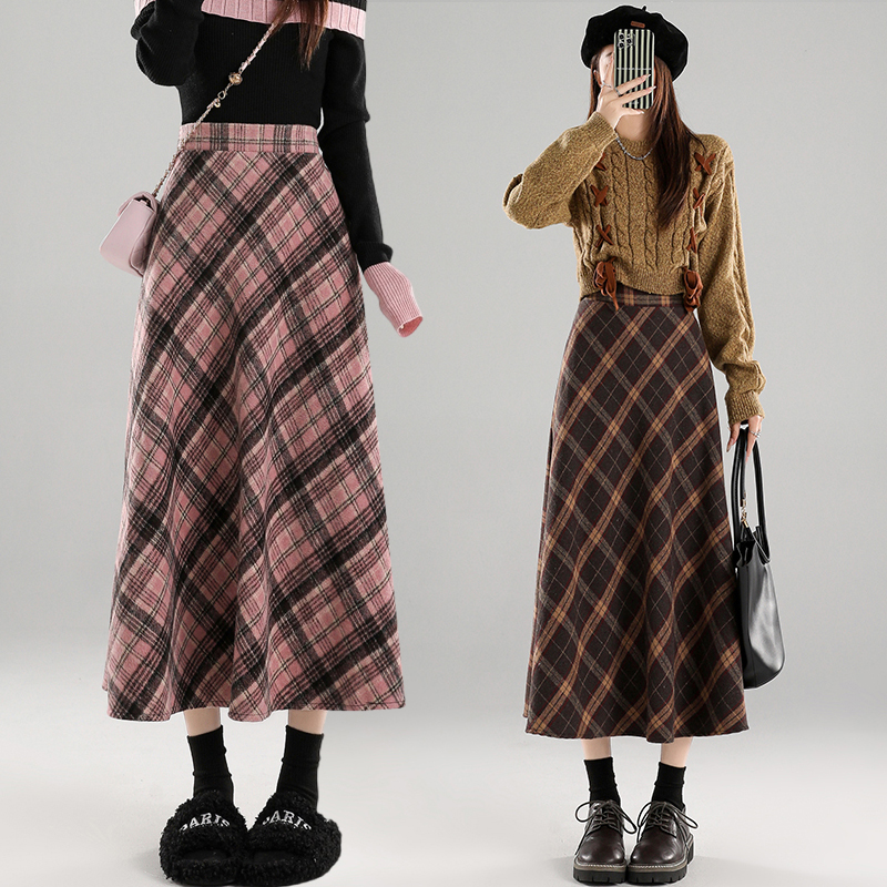 Autumn and winter plaid woolen long skirt for women