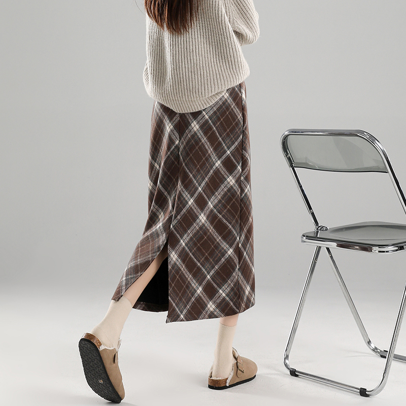 Woolen retro autumn and winter plaid split package hip skirt