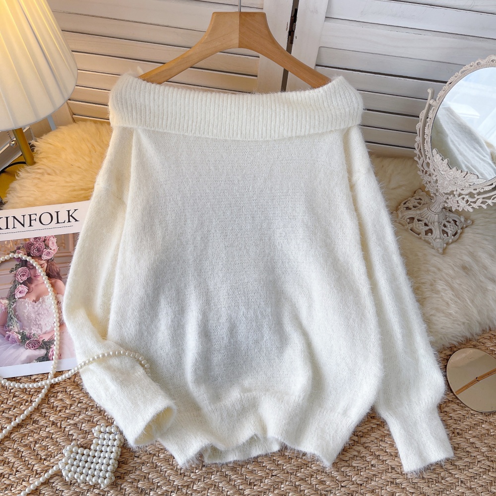 Sweet flat shoulder loose sweater for women