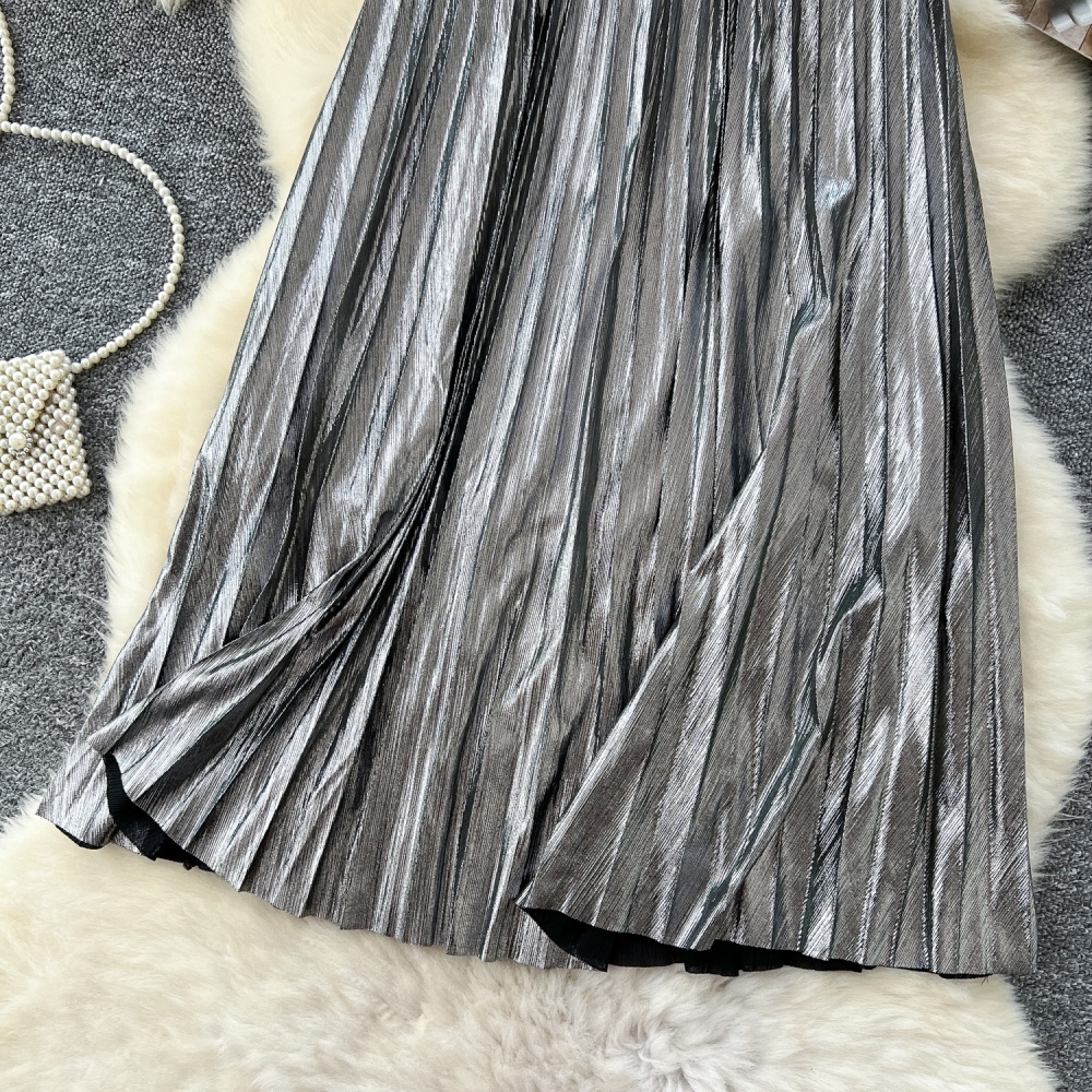 A-line metal high waist pleated skirt for women