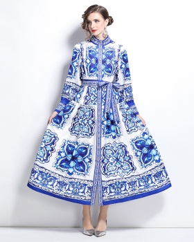 Fashion blue and white porcelain dress