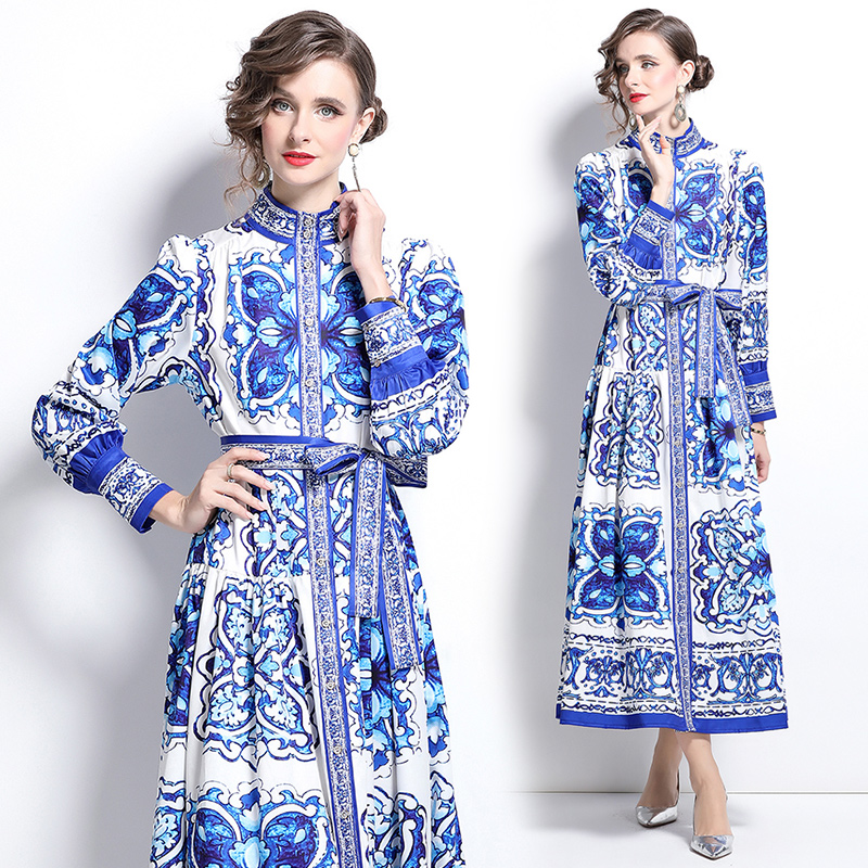 Fashion blue and white porcelain dress