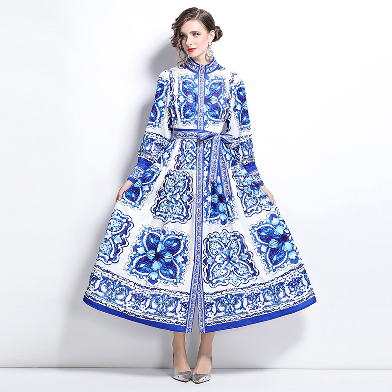 Fashion blue and white porcelain dress