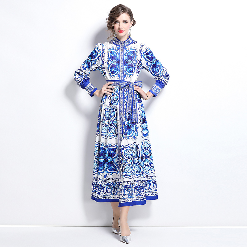 Fashion blue and white porcelain dress