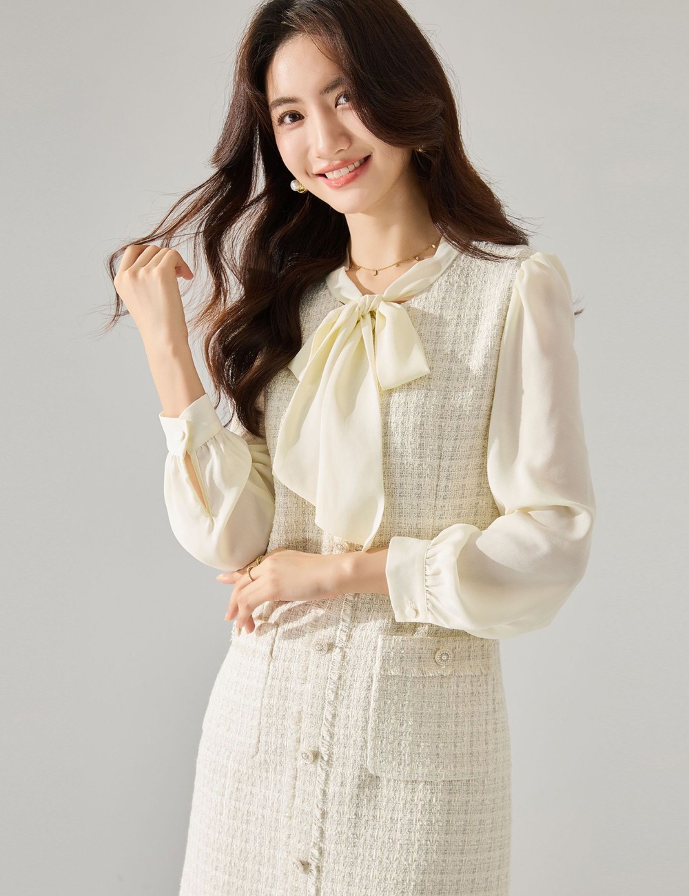 Chanelstyle commuting white long sleeve bow dress