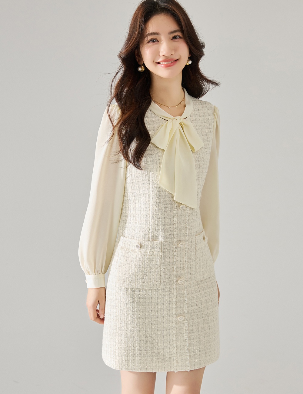 Chanelstyle commuting white long sleeve bow dress