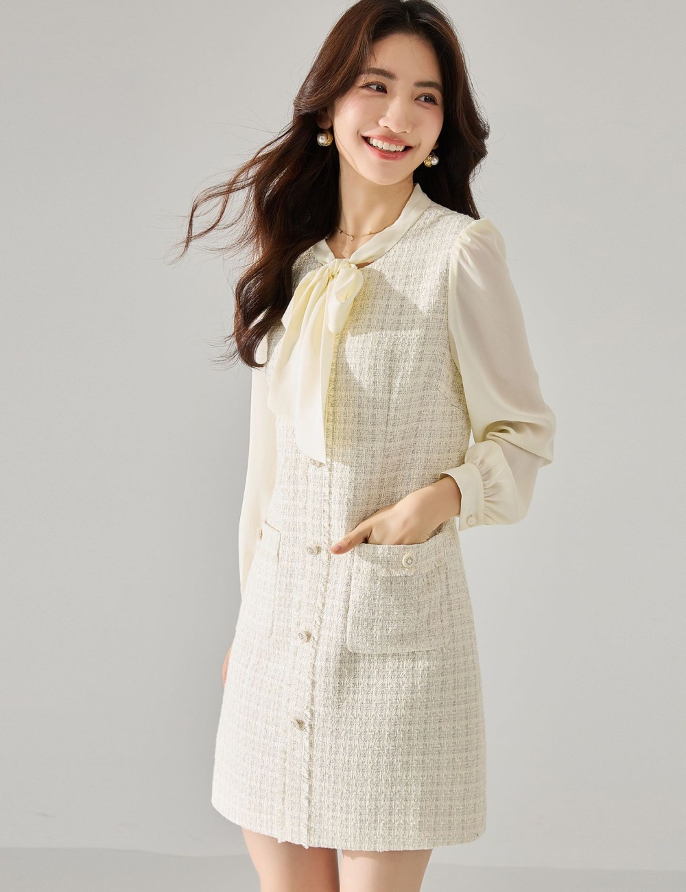 Chanelstyle commuting white long sleeve bow dress