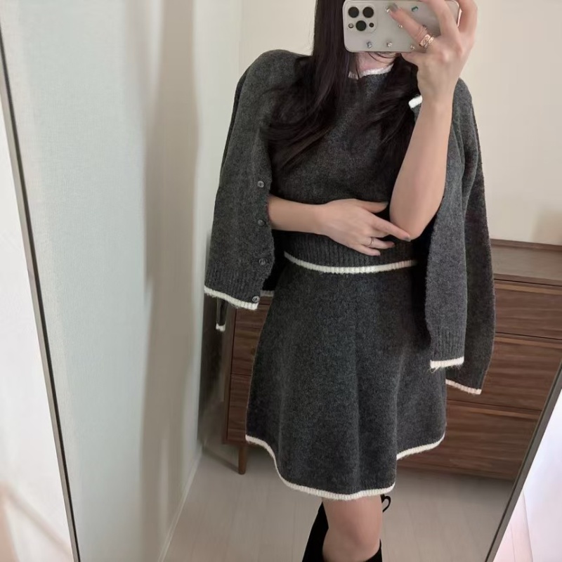 Autumn and winter A-line skirt retro sweater 3pcs set