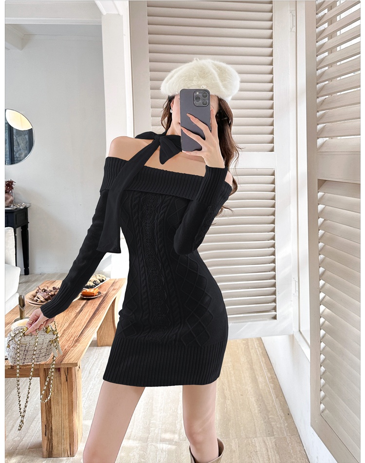 Knitted slim flat shoulder autumn and winter dress