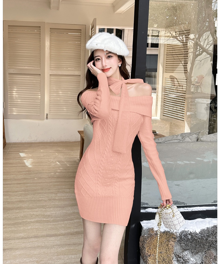 Knitted slim flat shoulder autumn and winter dress