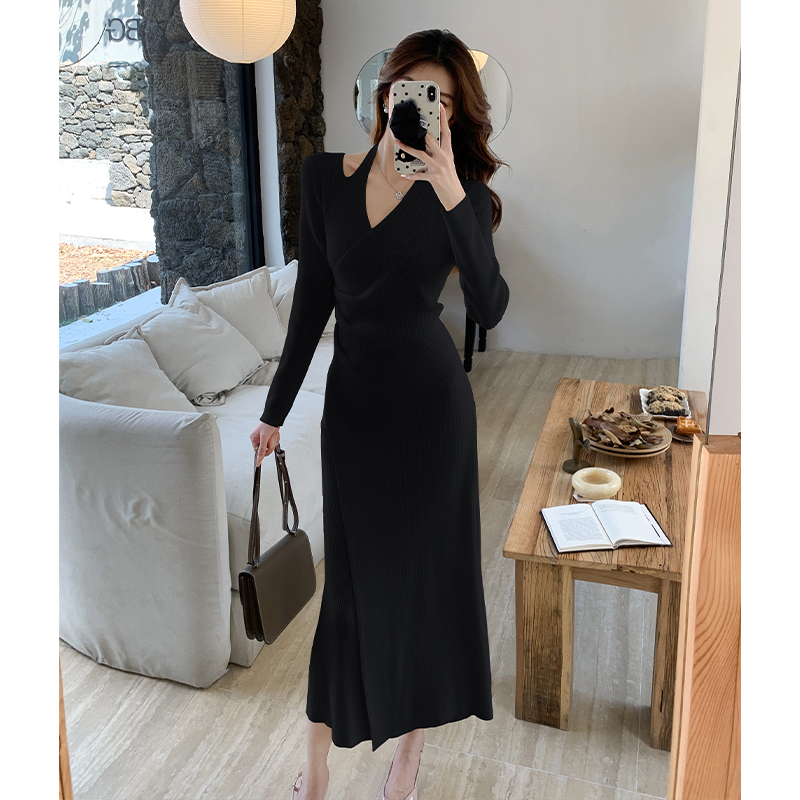 Halter knitted slim autumn and winter dress for women