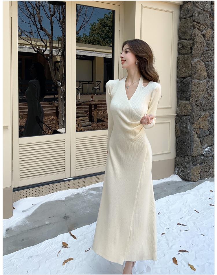 Halter knitted slim autumn and winter dress for women