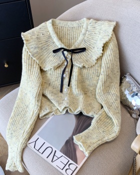 Doll collar pinched waist knitted sweater for women