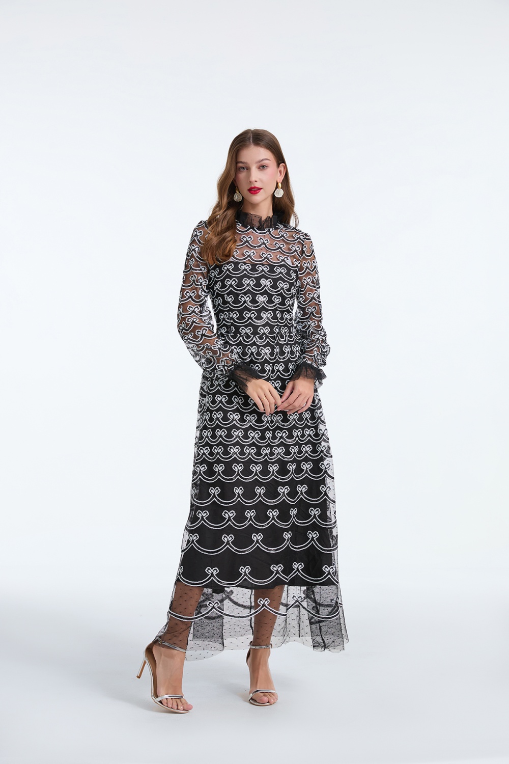 Embroidery long sleeve evening dress banquet dress