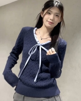 Long sleeve twist pattern loose knitted pullover sweater