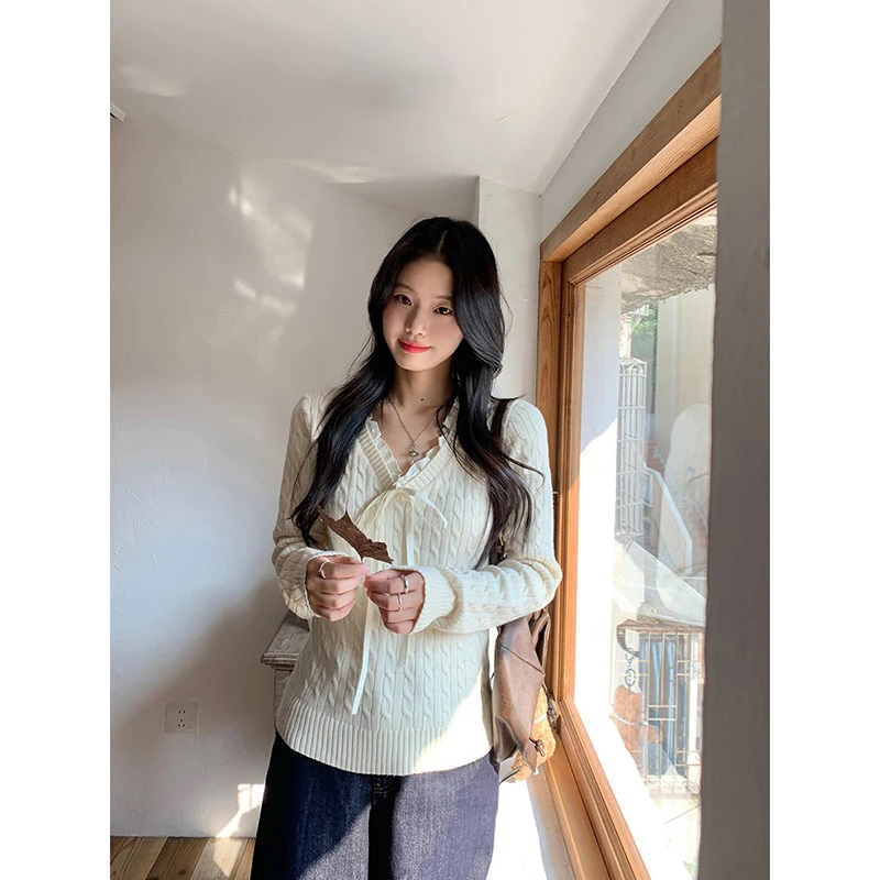 Long sleeve twist pattern loose knitted pullover sweater