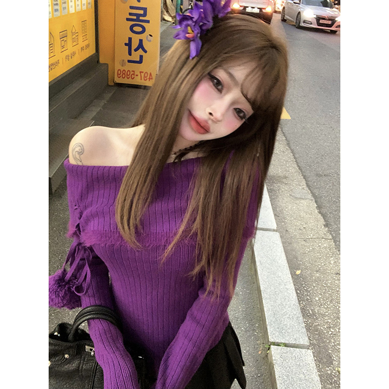 Horizontal collar hairball pullover purple sweater