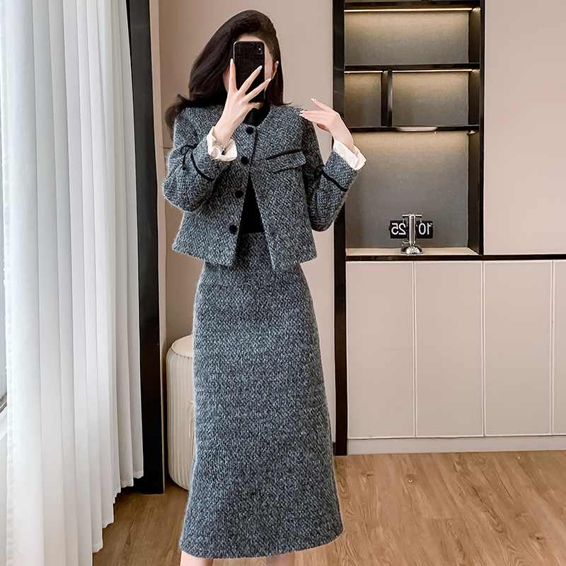 Chanelstyle coat plus cotton skirt 2pcs set for women