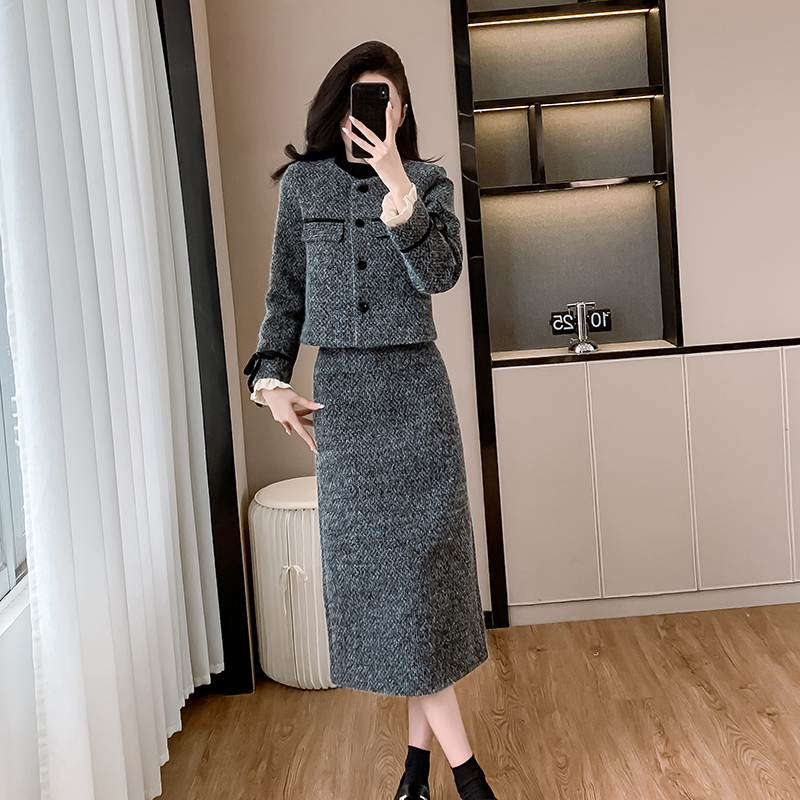 Chanelstyle coat plus cotton skirt 2pcs set for women