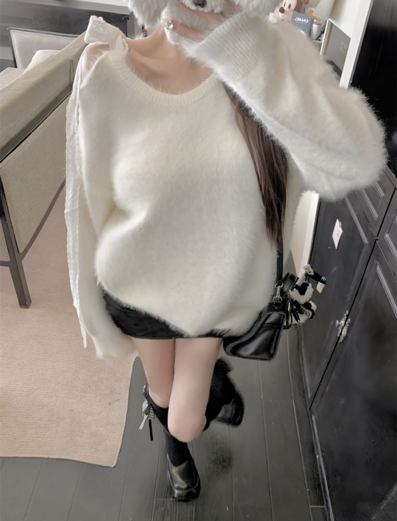 White slim tender fluffy streamer loose lazy sweater