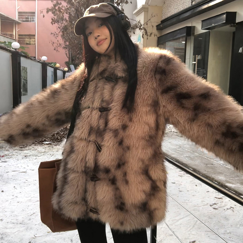 Autumn and winter fox overcoat unique elmo coat for women