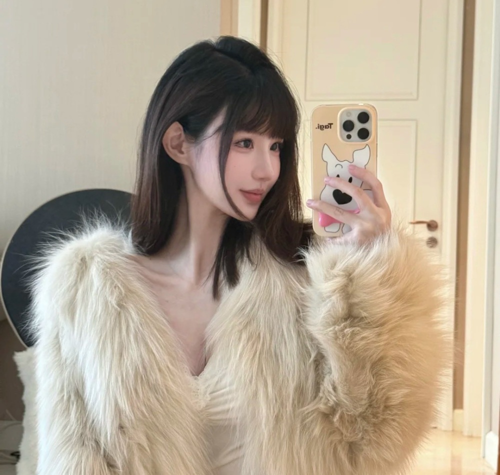 Plush imitation of fox fur fur coat short coat for women