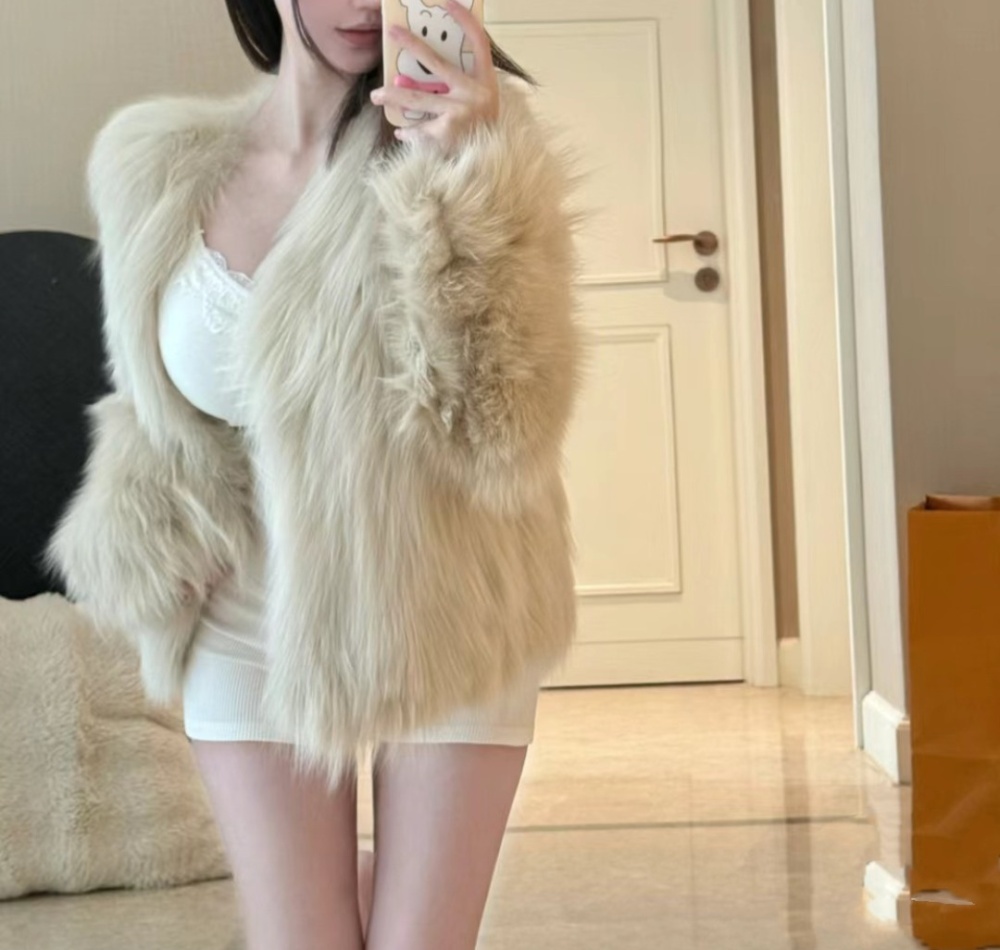 Plush imitation of fox fur fur coat short coat for women