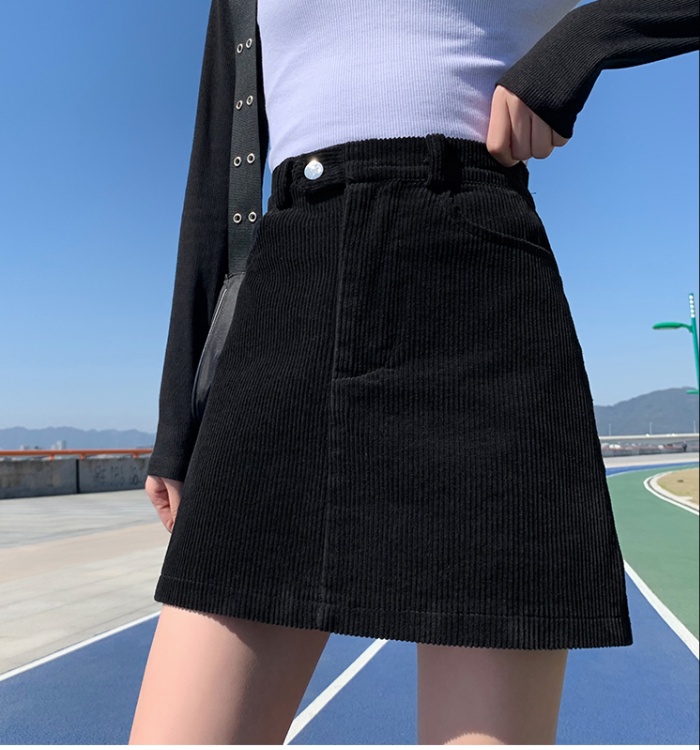 Autumn and winter commuting corduroy high waist short skirt