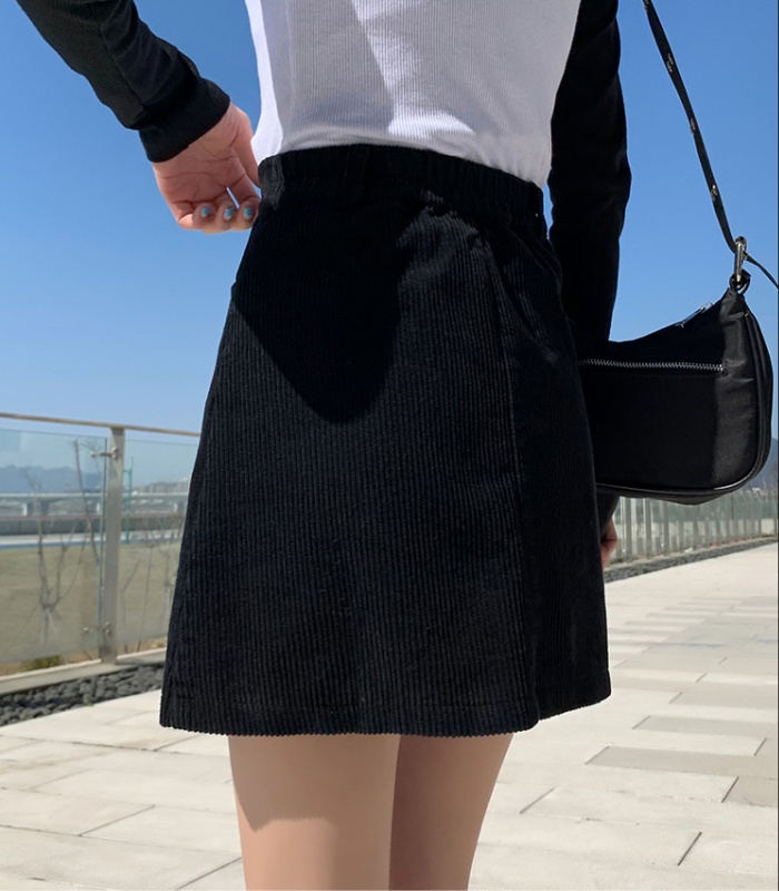 Autumn and winter commuting corduroy high waist short skirt