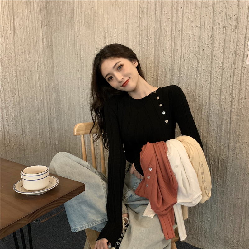 Oblique buckle sweater Korean style bottoming shirt